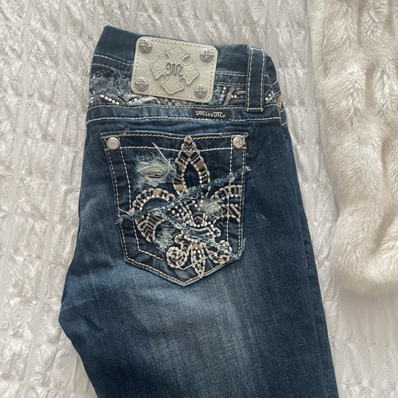 Rare Miss Me jeans, so cute but no longer fit me:( - Picture 1 of 3